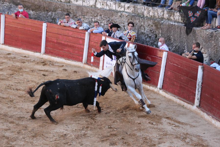 Corrida de toros, con Pablo Donat, Ruiz Muñoz y Víctor Hernández. Bocairent	