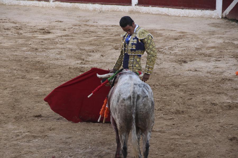Corrida de toros, con Pablo Donat, Ruiz Muñoz y Víctor Hernández. Bocairent