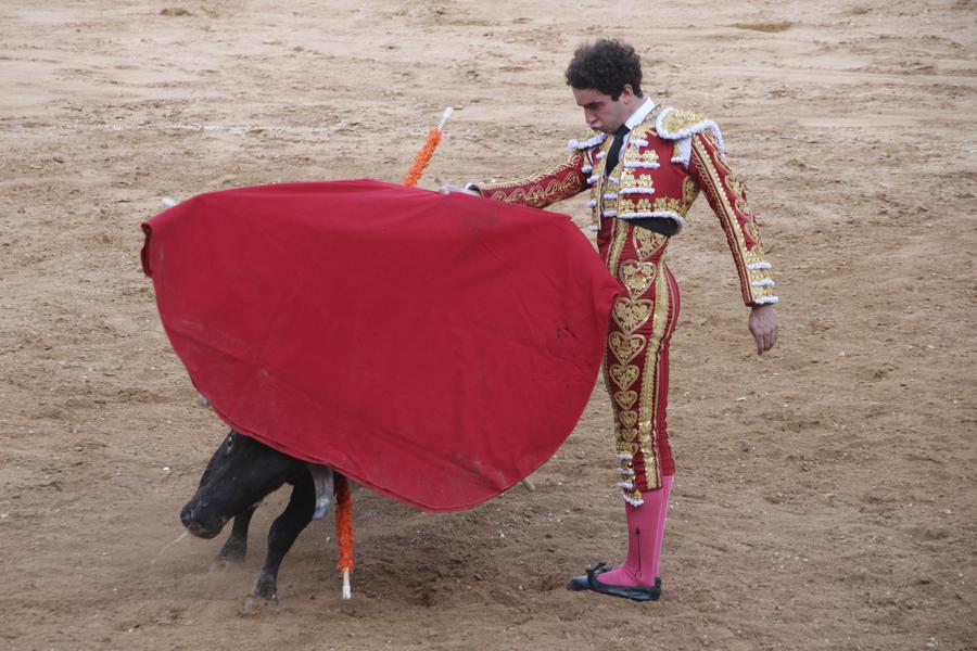 Corrida de toros, con Pablo Donat, Ruiz Muñoz y Víctor Hernández. Bocairent