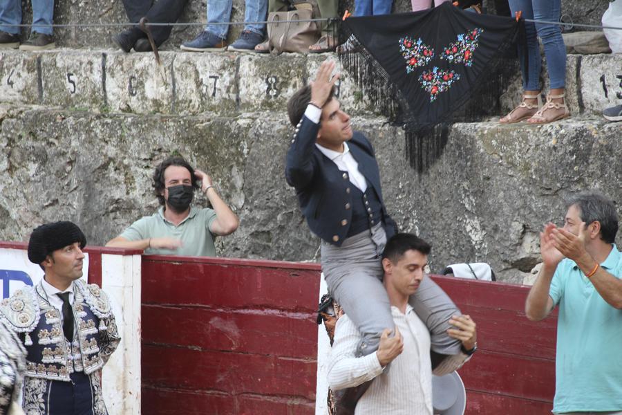 Corrida de toros, con Pablo Donat, Ruiz Muñoz y Víctor Hernández. Bocairent
