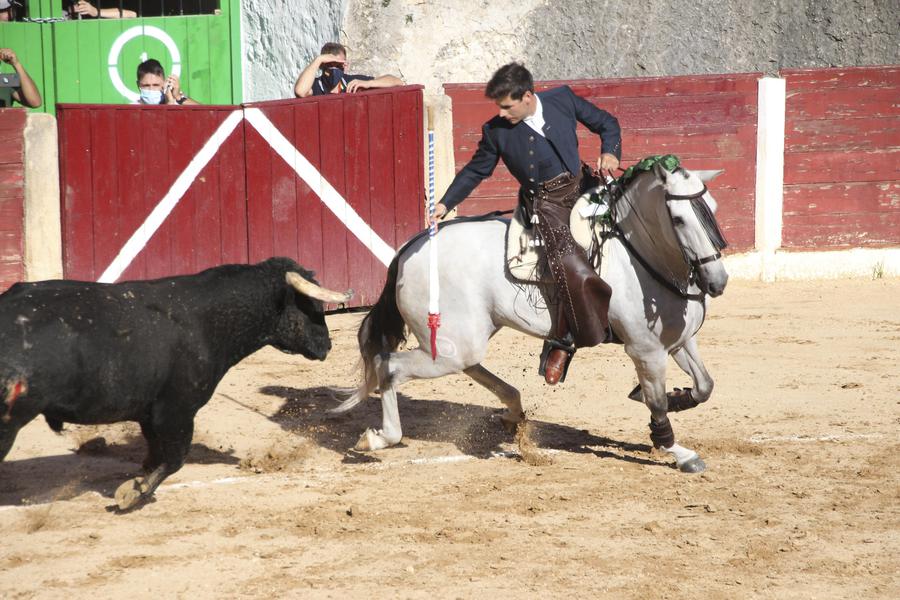 Corrida de toros, con Pablo Donat, Ruiz Muñoz y Víctor Hernández. Bocairent