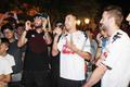 Celebració de l'ascens de l'Ontinyent CF. Víctor Fuentes, Paco Sáez y Francesc
