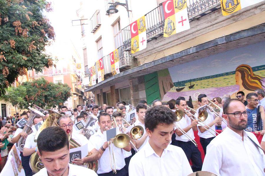 Entrada de bandas. Fiestas Moros y Cristianos de Ontinyent