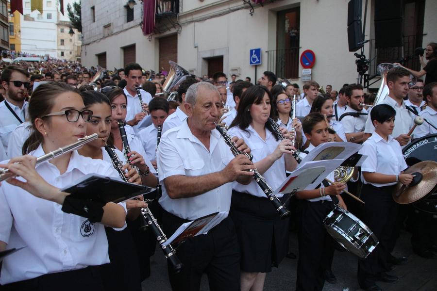 Entrada de bandas. Fiestas Moros y Cristianos de Ontinyent. Enrique Alborch. "Chimo"