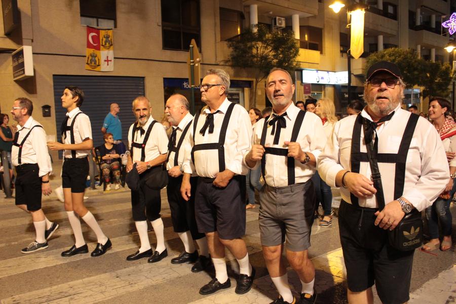 Desfile de Alardos. Moros y Cristianos Ontinyent 2017
