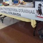 La Protectora Vall d'Albaida recoge comida y productos para protectoras de Galicia