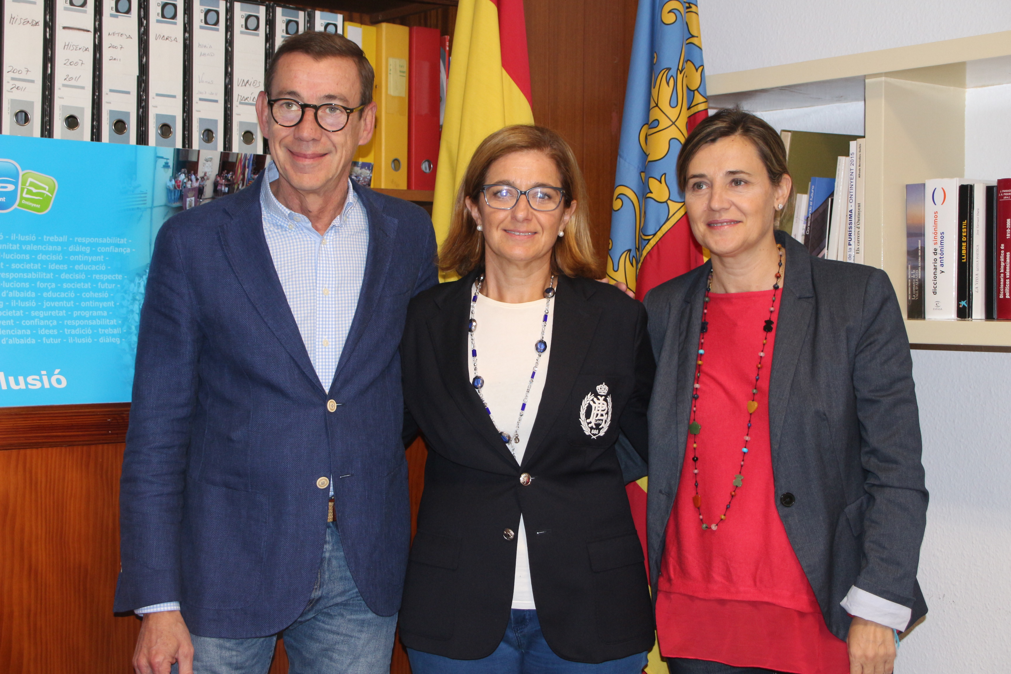 Antonio Clemente, Mercedes Pastor y Elena Bastida