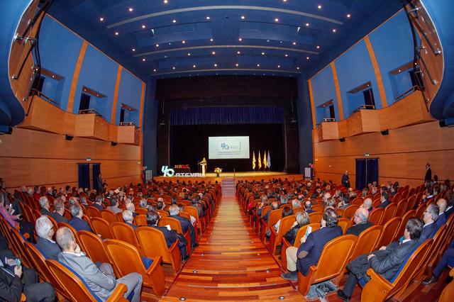 Alrededor de 400 personas asisten al acto del 40 aniversario de ATEVAL 