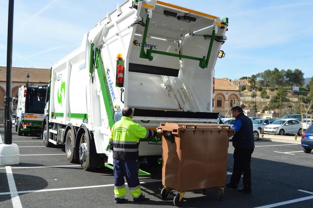 Recisa presenta dos nuevos vehículos para evitar lixiviados y averías