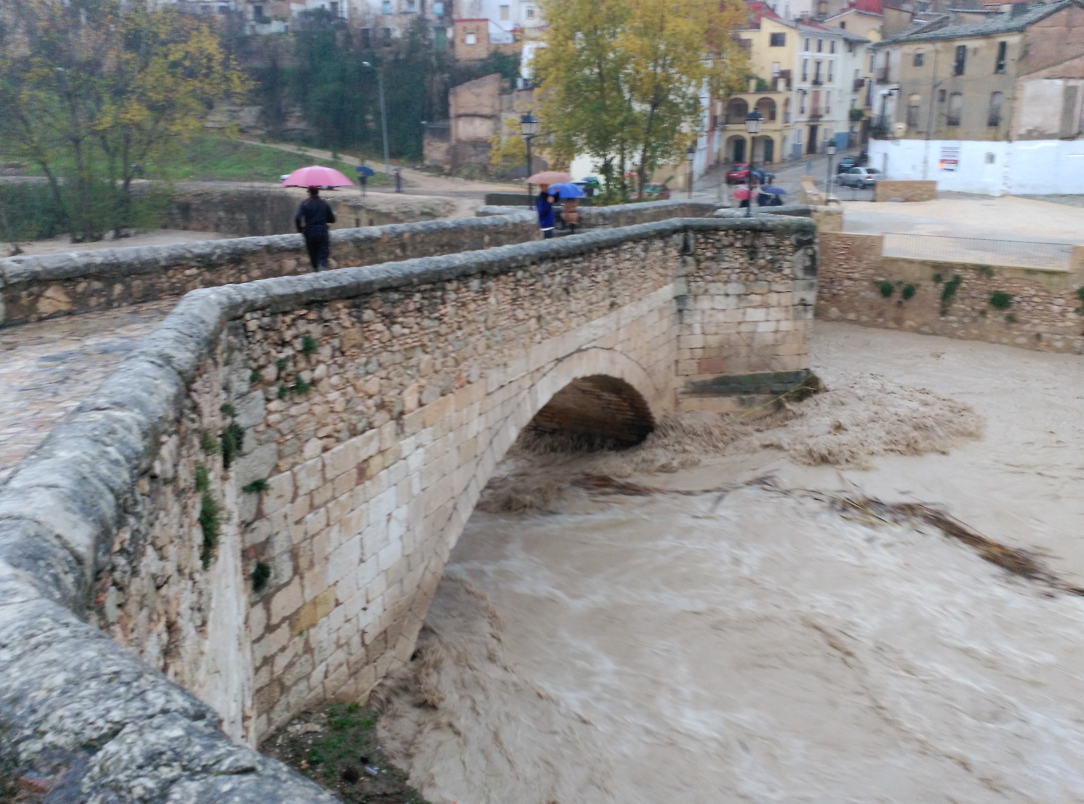 Crecida del río Clariano por la lluvia