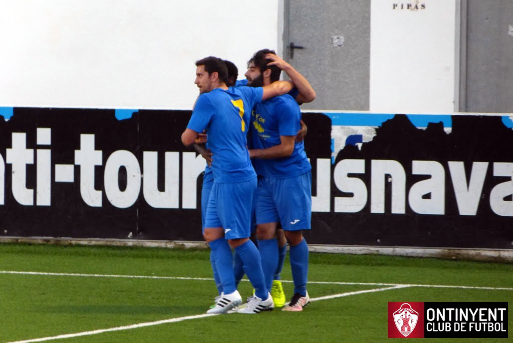 El Recambios Colón celebra el gol ante el Ontinyent