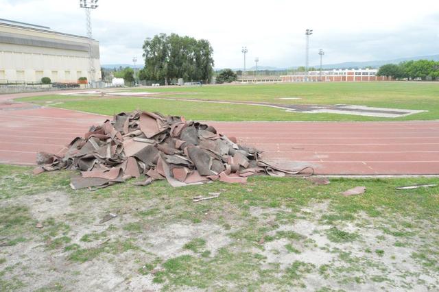 Trabajan para que la pista de atletismo esté lista para las 24 Horas