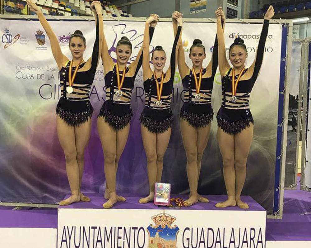 Equipo juvenil del Club Deportivo Ontinyent