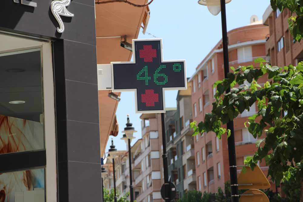 Termòmetre ahir, que al sol marcava 46º