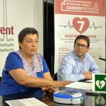 Instal·len 7 desfibril·ladors automàtics en espais públics