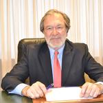 Antonio Carbonell continua com a president de Caixa Ontinyent