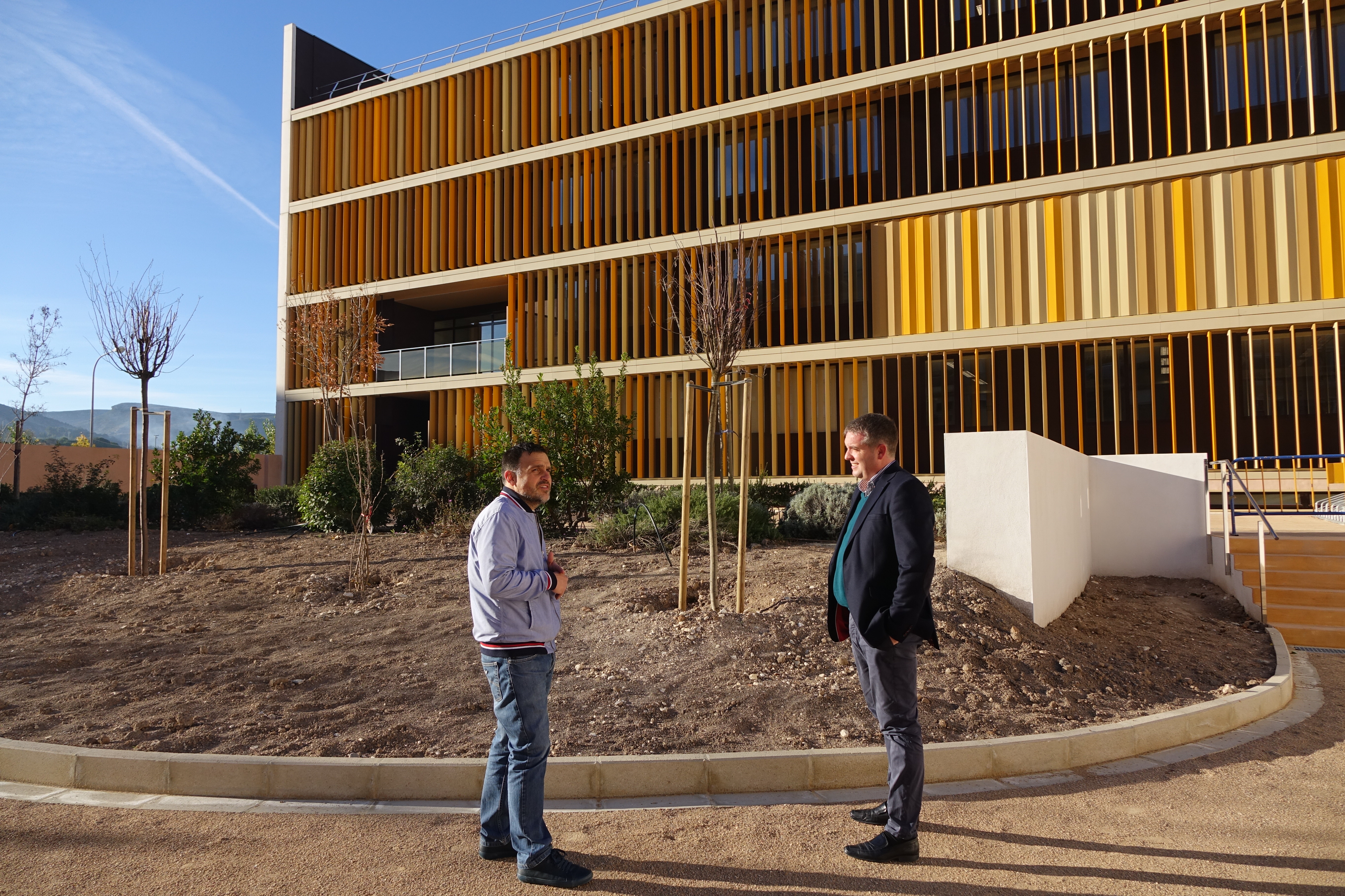 Óscar Borrell y Jaime Peris, en el Campus Ontinyent