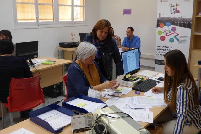 Ontinyent aconsegueix la inserció laboral de 22 persones en risc d’exclusió social 