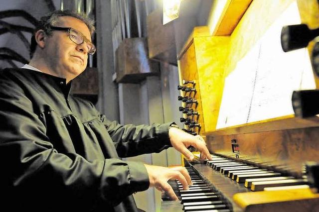 El organista Franciso Amaya ofrece un concierto en el Convento de Agres