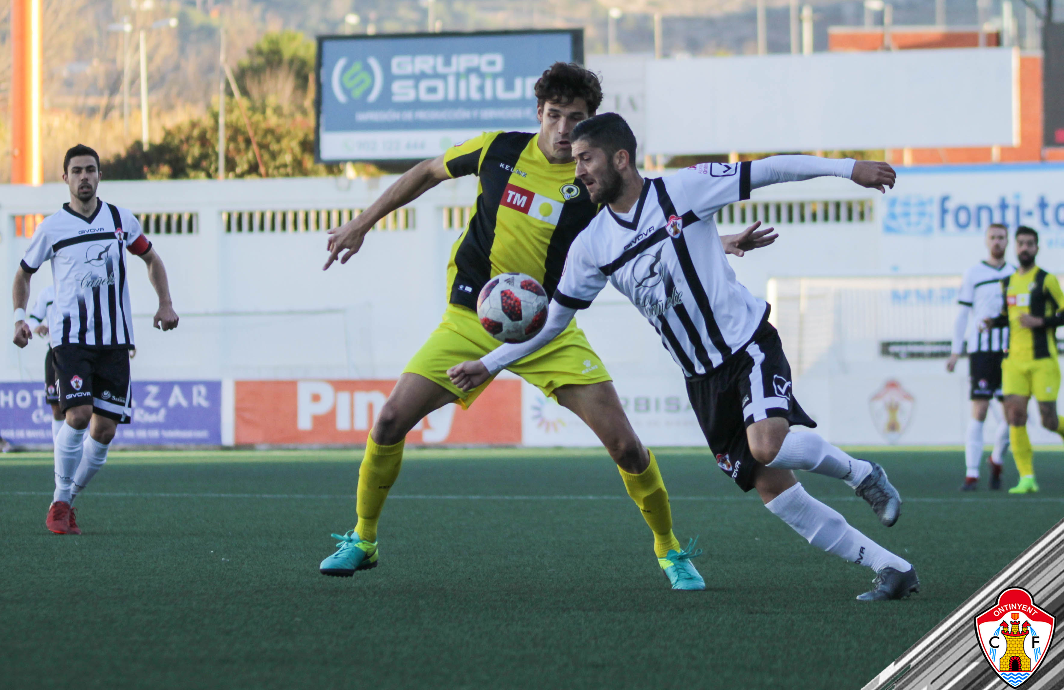 La victoria ante el Hércules da un respiro al Ontinyent