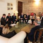 Puig anuncia ayudas a la financiación e innovación de las empresas textiles