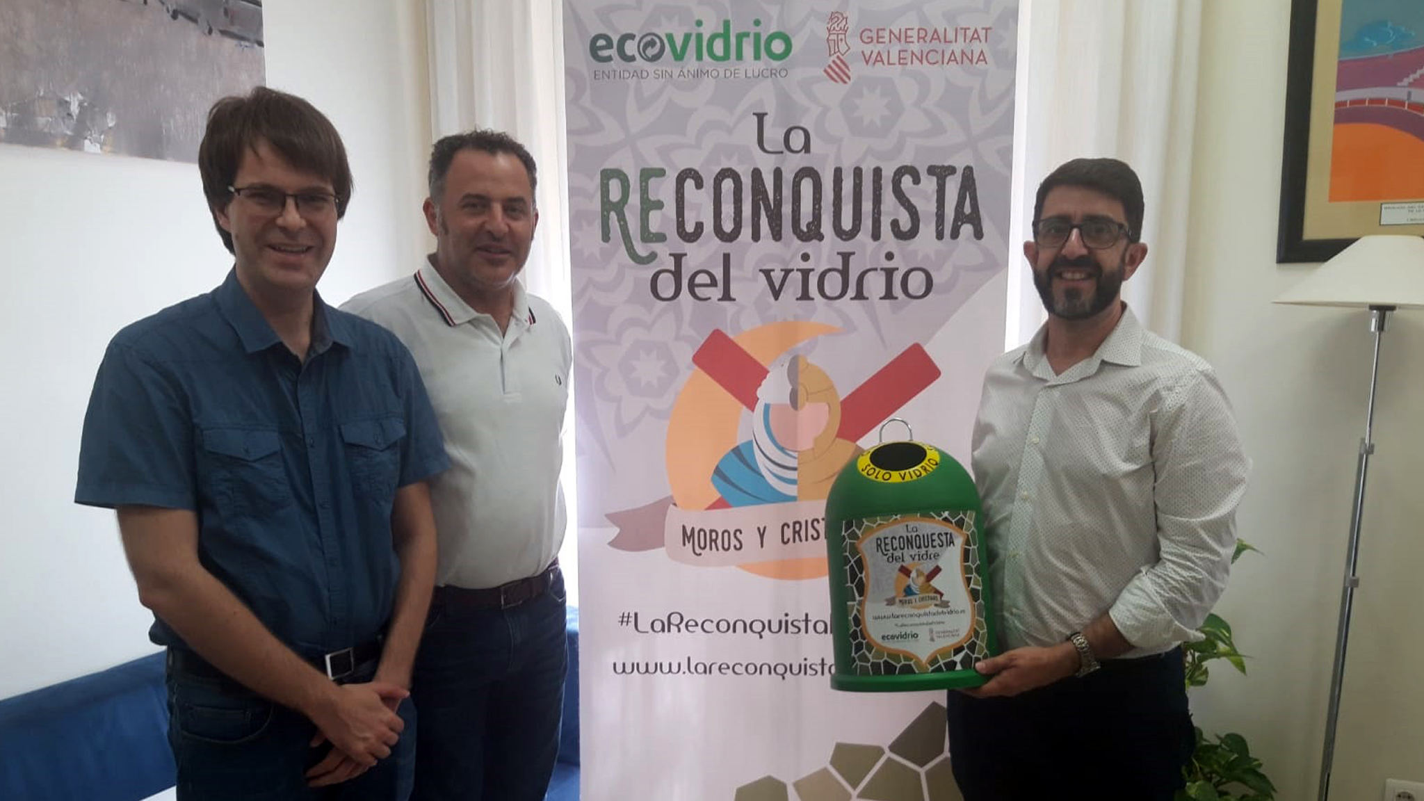 La Filà Moros Vells ha sido la ganadora del sorteo del miniglú y el lote de productos de la tierra envasados en vidrio