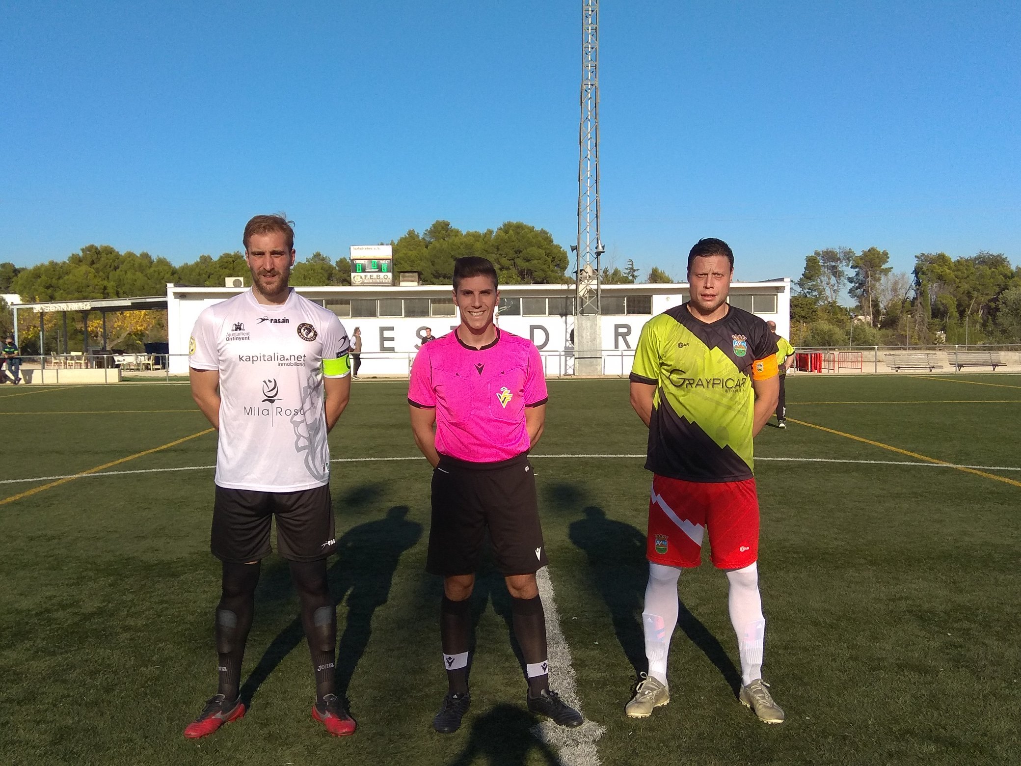 Foto de los capitanes