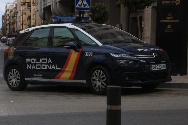 Detingut a Ontinyent un jove per trencar-li el nas a un home