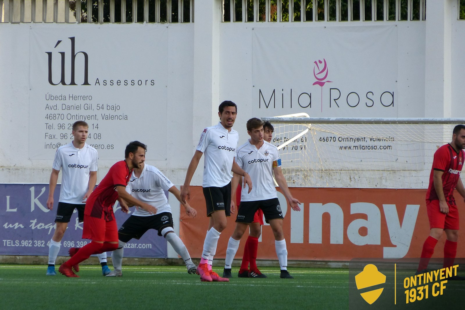 Imagen del único encuentro disputado en El Clariano esta temporada