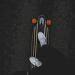 Detenido un menor por golpear y morder a su madre por no comprarle un patinete 