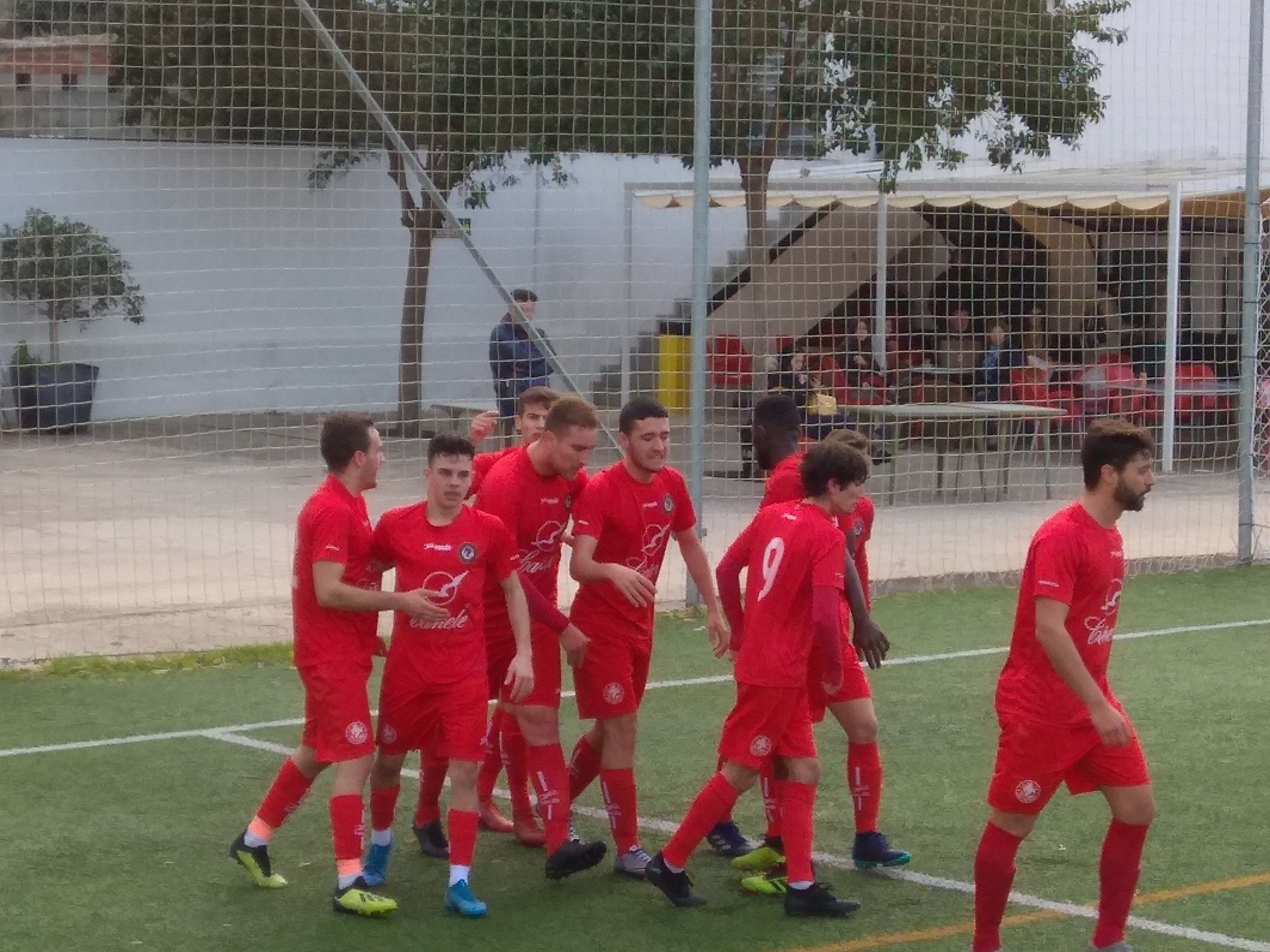 El equipo, celebrando uno de los goles