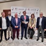 Ontinyent recibe en Valencia el premio "Va de bous"
