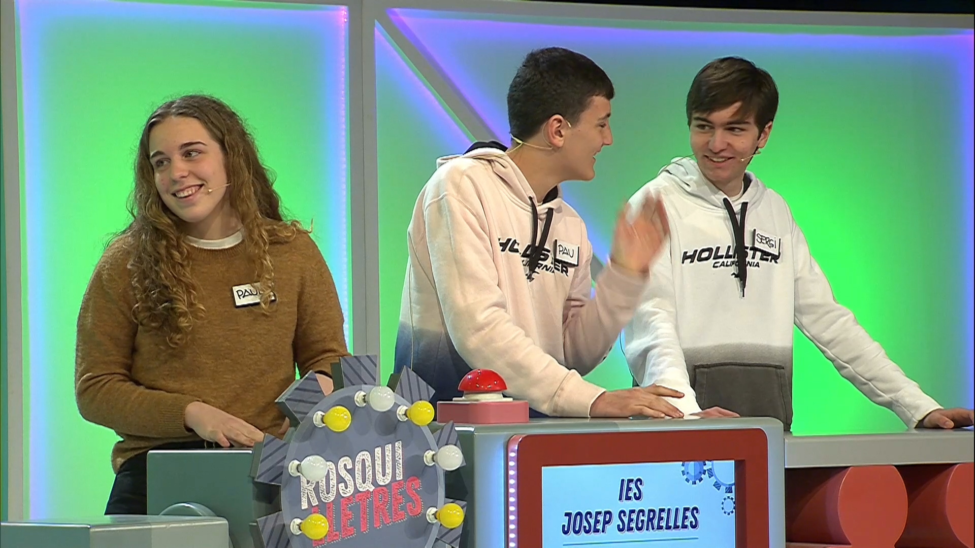 Paula, Pau i Sergi, durant la gravació del programa on van aconseguir el rècord