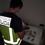 Las brigadas forestales de la Diputació acondicionan las áreas recreativas 