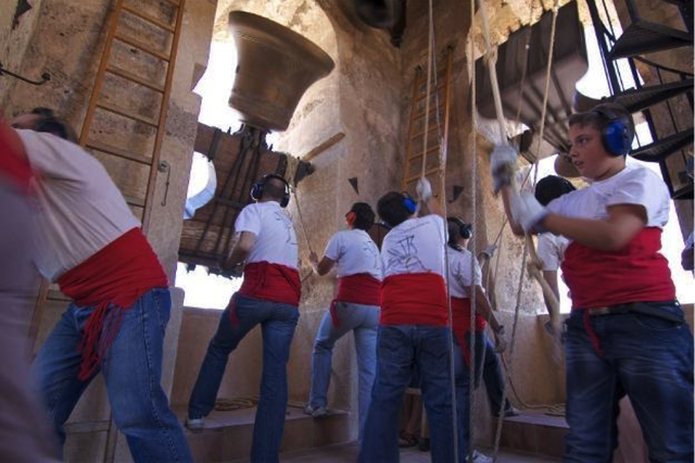 Piden que el toque manual de campanas sea patrimonio de la humanidad