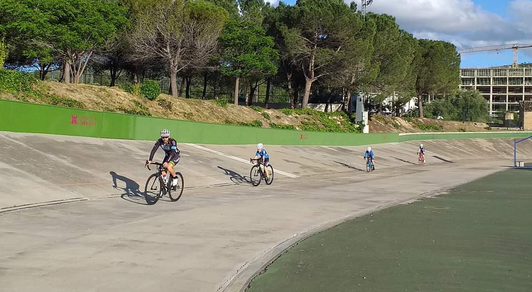 Imagen de la Escuela de Ciclismo de Ontinyent