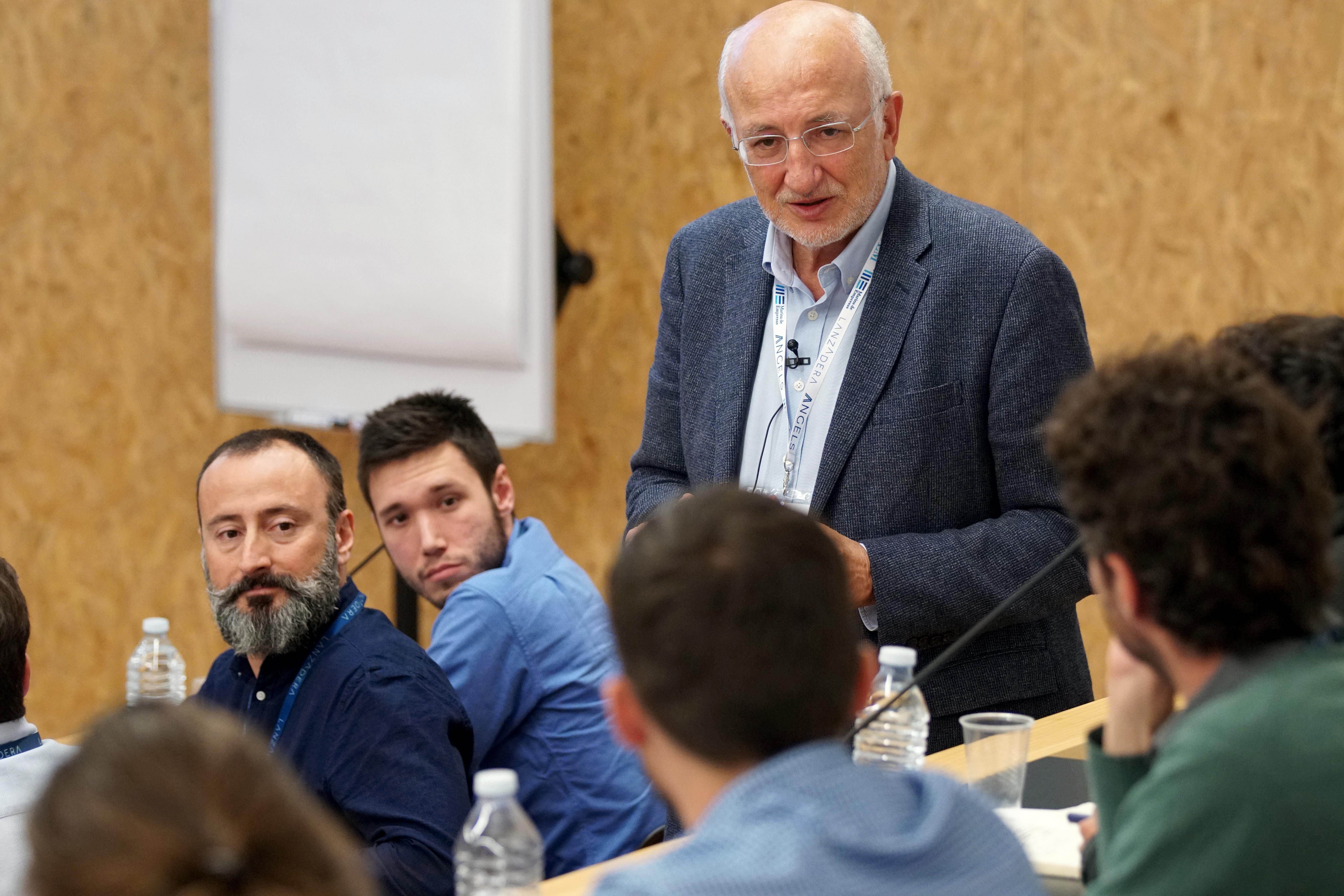 Juan Roig, impulsor de 'Lanzadera' en una sessió amb emprendedors