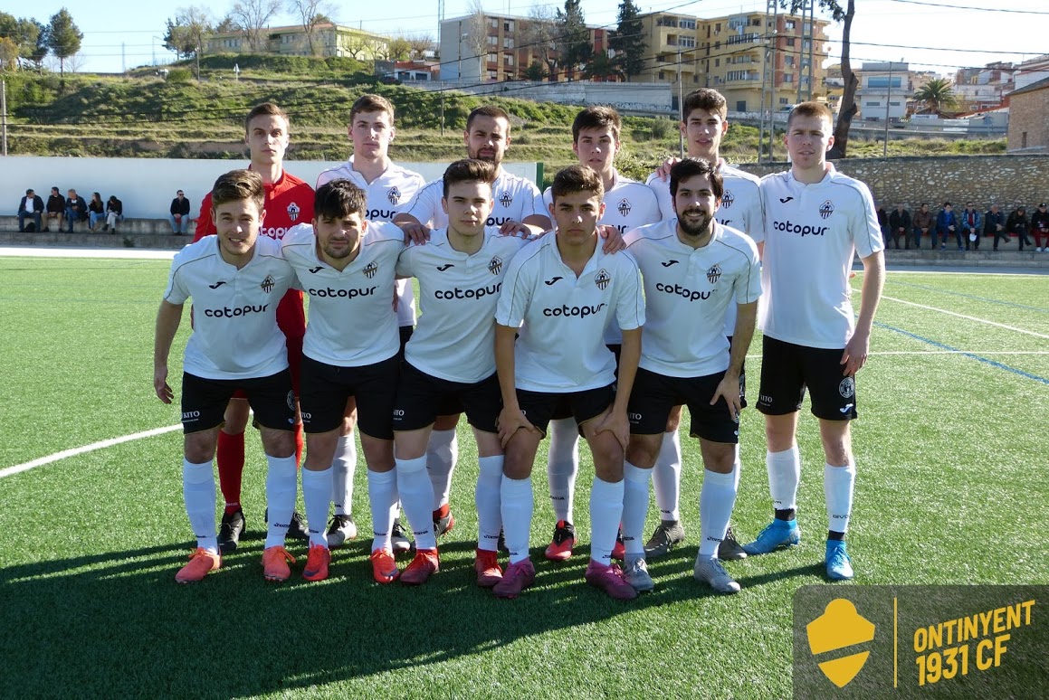 XI inicial en el partido contra Font de la Figuera CF