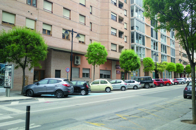  Un kamikaze circula en contrasentit i envist a diversos vehicles