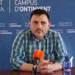 Ontinyent y la UV aprueban un nuevo convenio de uso de las instalaciones deportivas municipales 