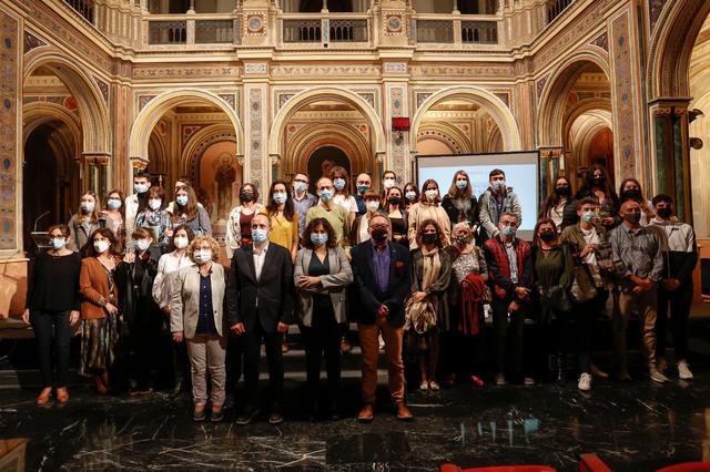 El Colegio La Concepció recibe un premio por su proyecto de memoria democrática