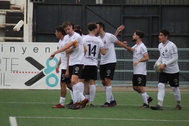 Al Ontinyent 1931 se le escapan dos puntos en el descuento