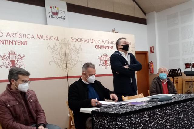 Rafael Soler renova com a president de la Unió 