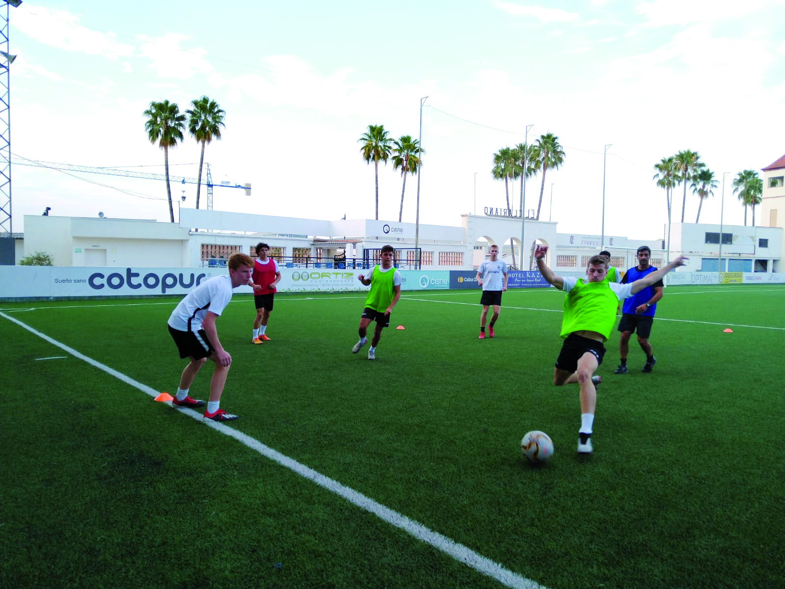 El Ontinyent 1931 en un entrenamiento