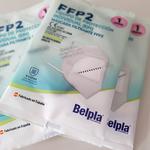 LOCLAR li regala una mascareta FFP2 de fabricació local