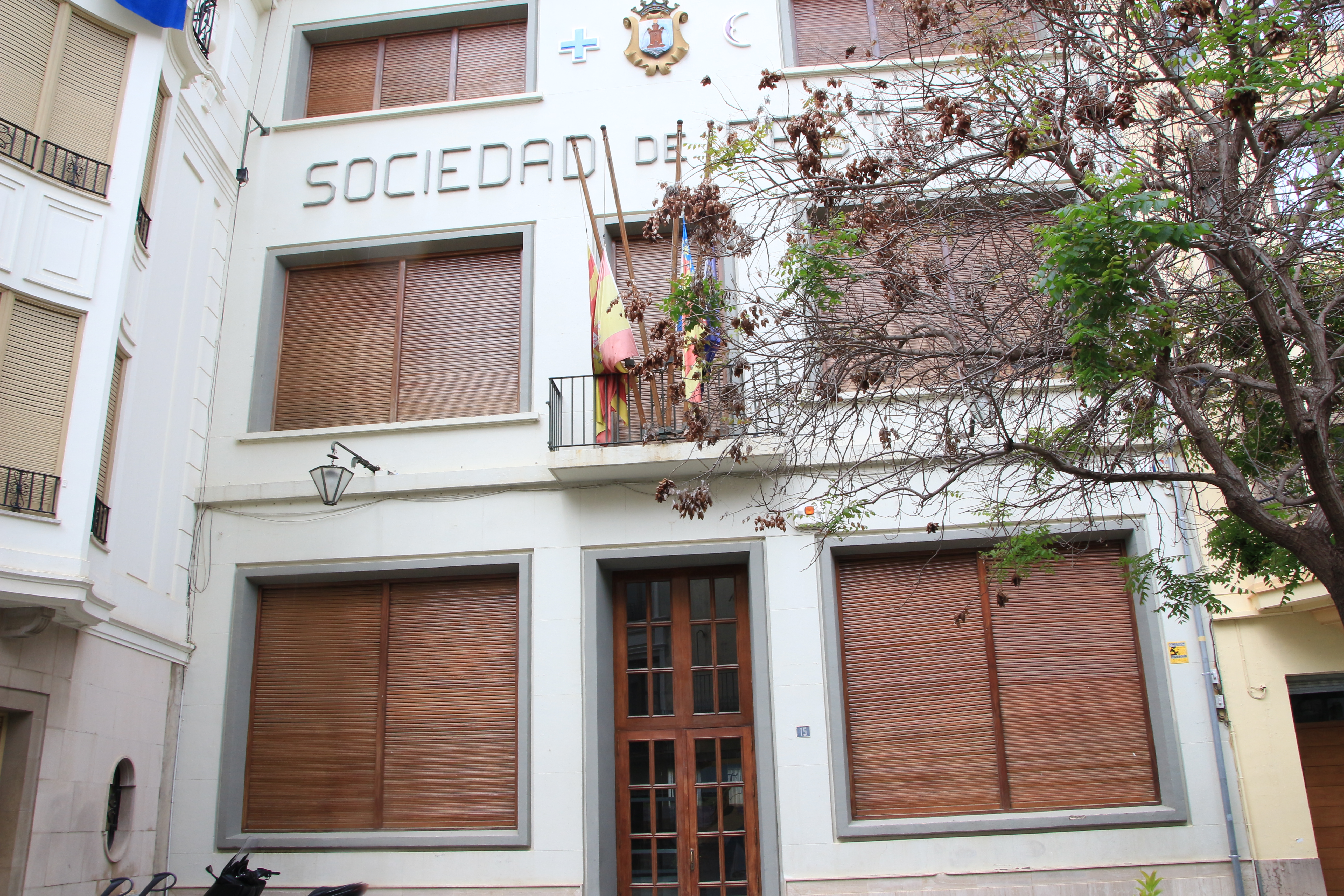 Fachada de Festers