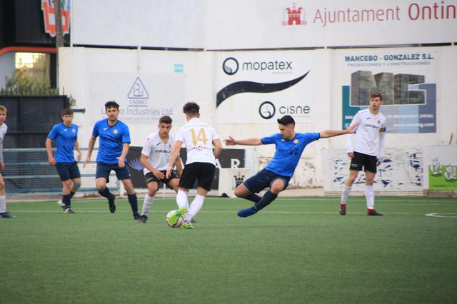 Goleada para situarse líder