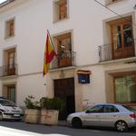 Detingut un home per negar-se reiteradament a complir el toc de queda 