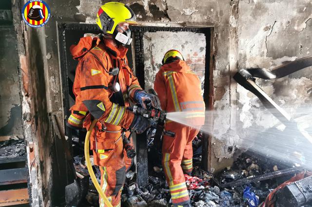 Una persona muere en un incendio