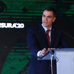 Con tal de seguir siendo presidente….indultos e insultos  